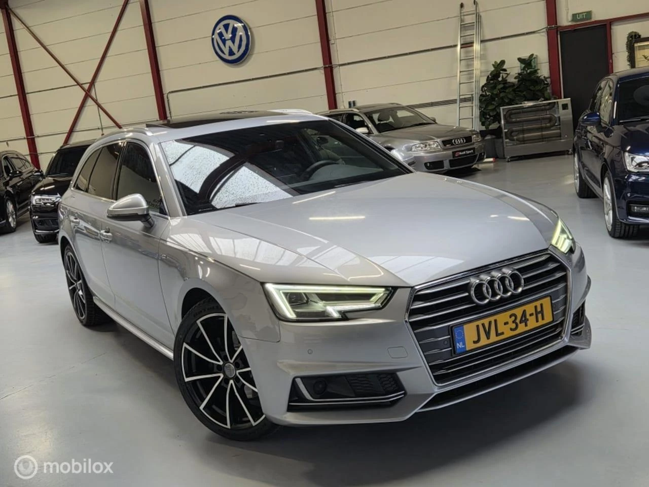 Hoofdafbeelding Audi A4