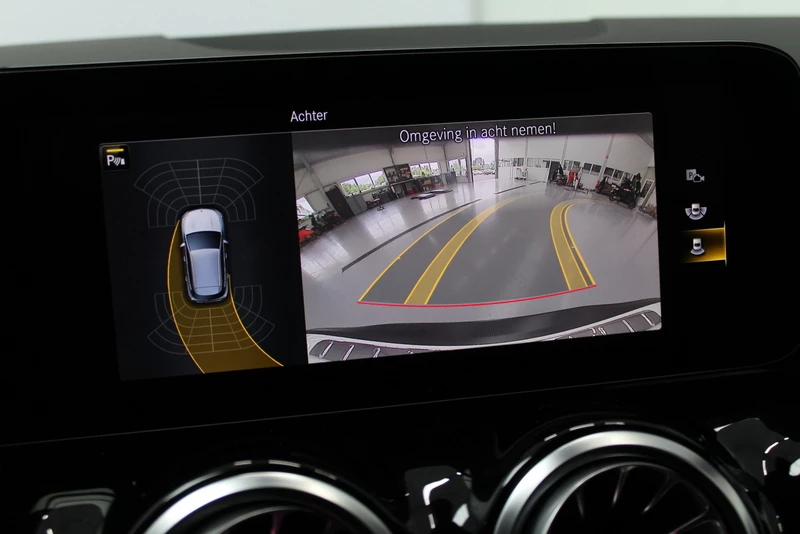 Hoofdafbeelding Mercedes-Benz EQA