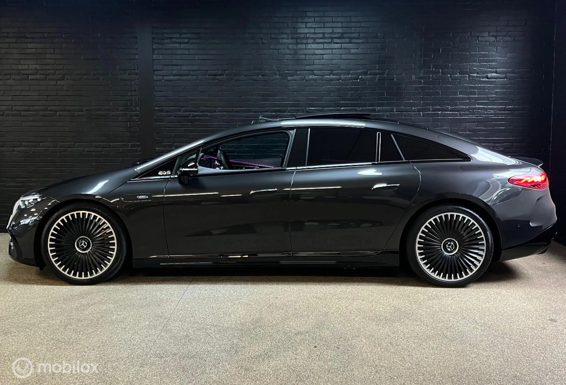 Hoofdafbeelding Mercedes-Benz EQS