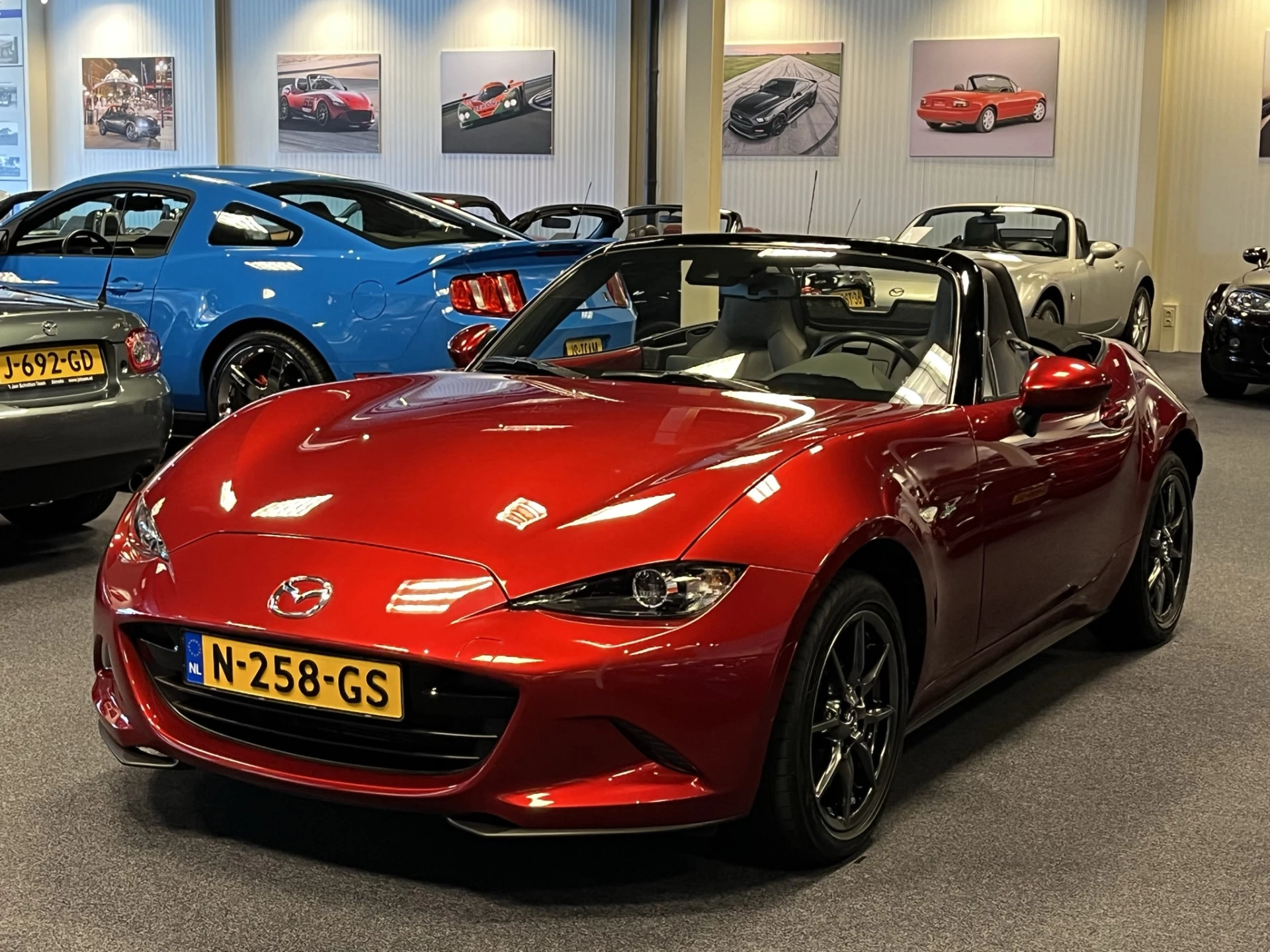 Hoofdafbeelding Mazda MX-5