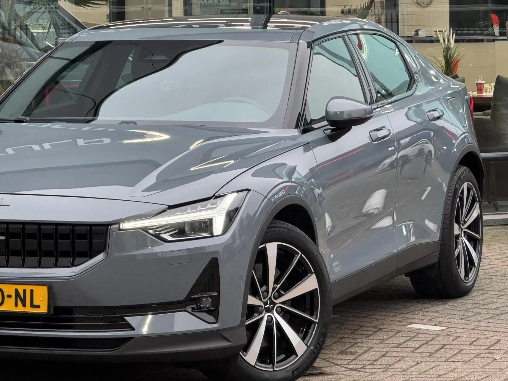 Hoofdafbeelding Polestar 2