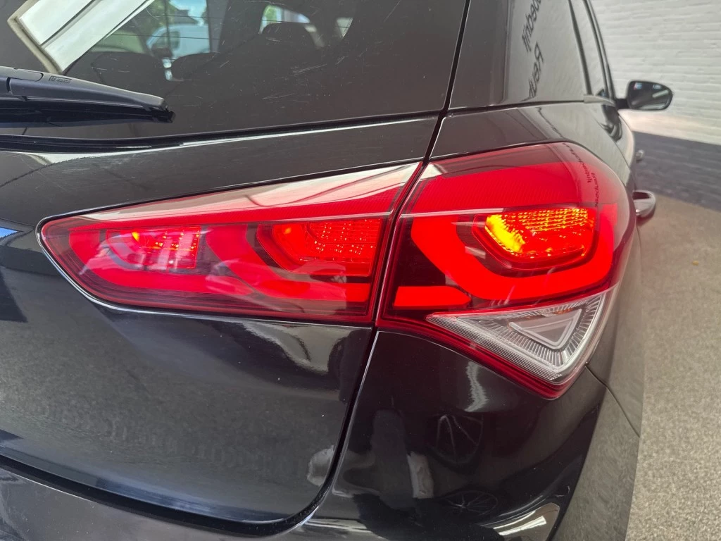 Hoofdafbeelding Hyundai i20