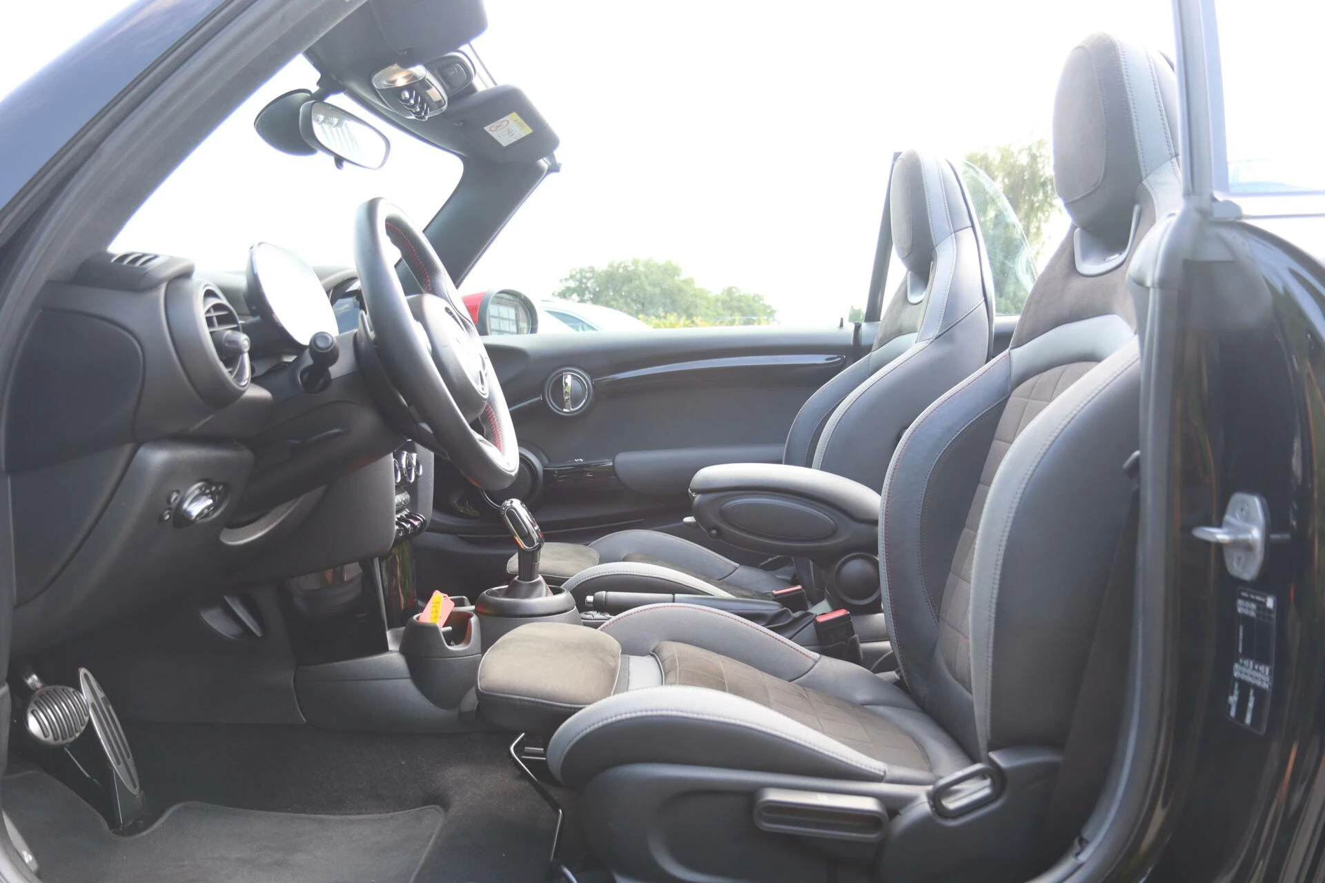 Hoofdafbeelding MINI Cooper Cabrio