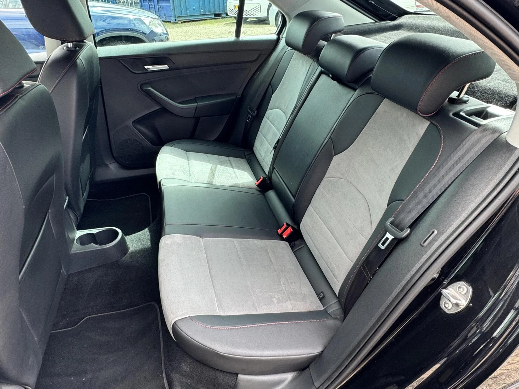 Hoofdafbeelding SEAT Toledo