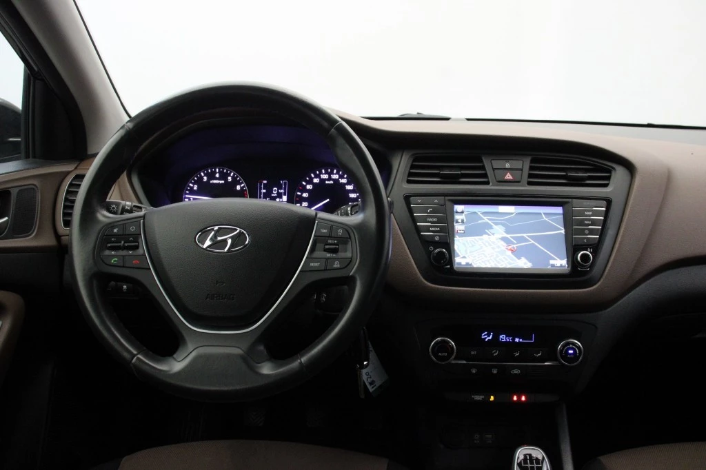 Hoofdafbeelding Hyundai i20