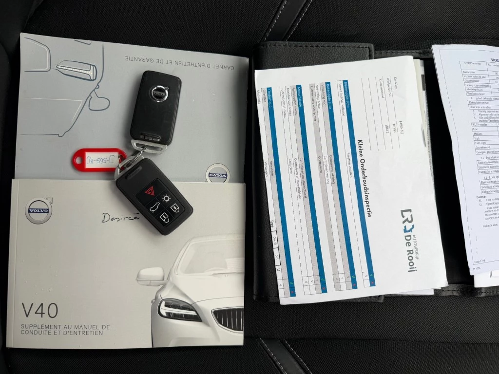 Hoofdafbeelding Volvo V40