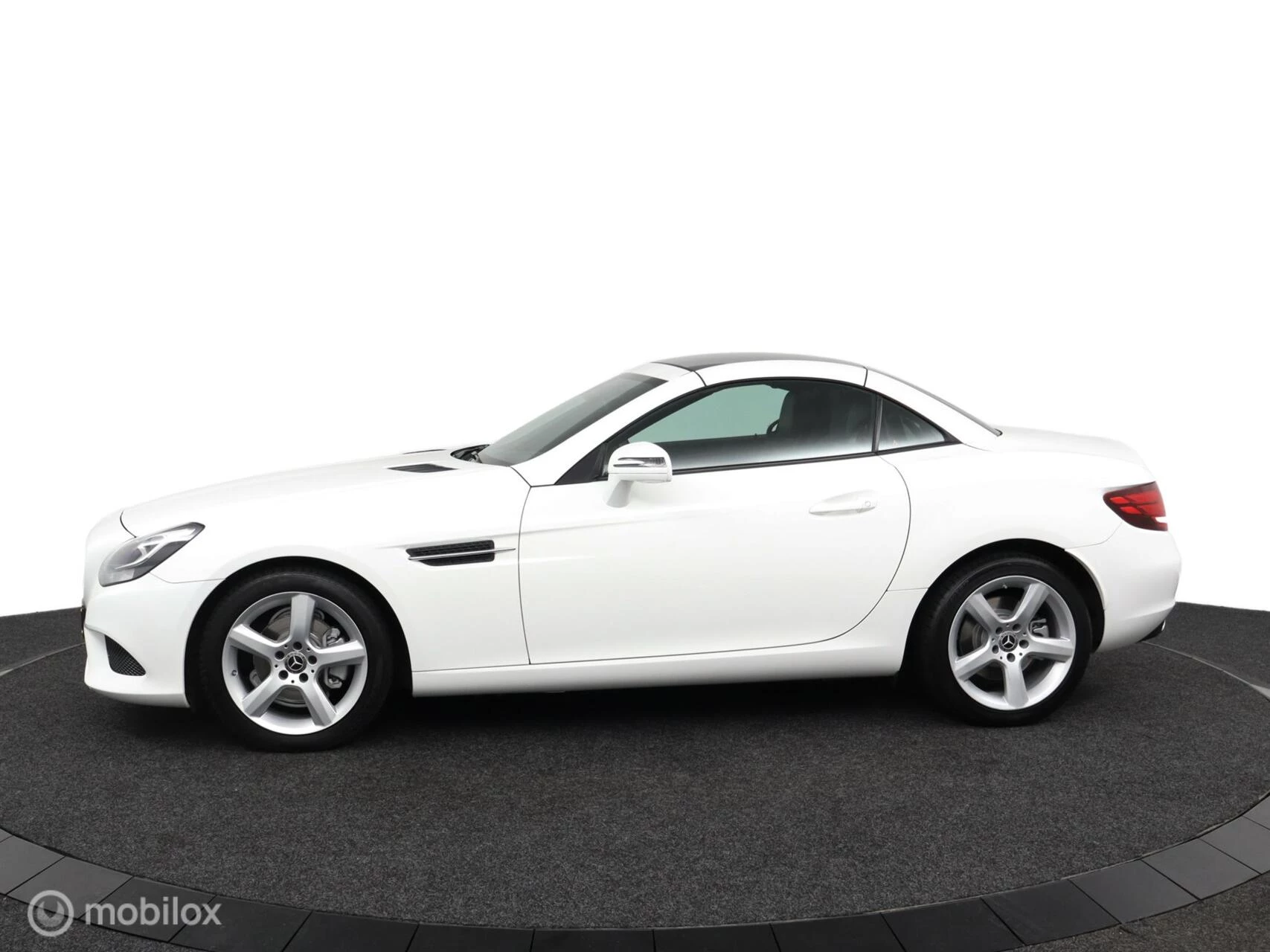 Hoofdafbeelding Mercedes-Benz SLC