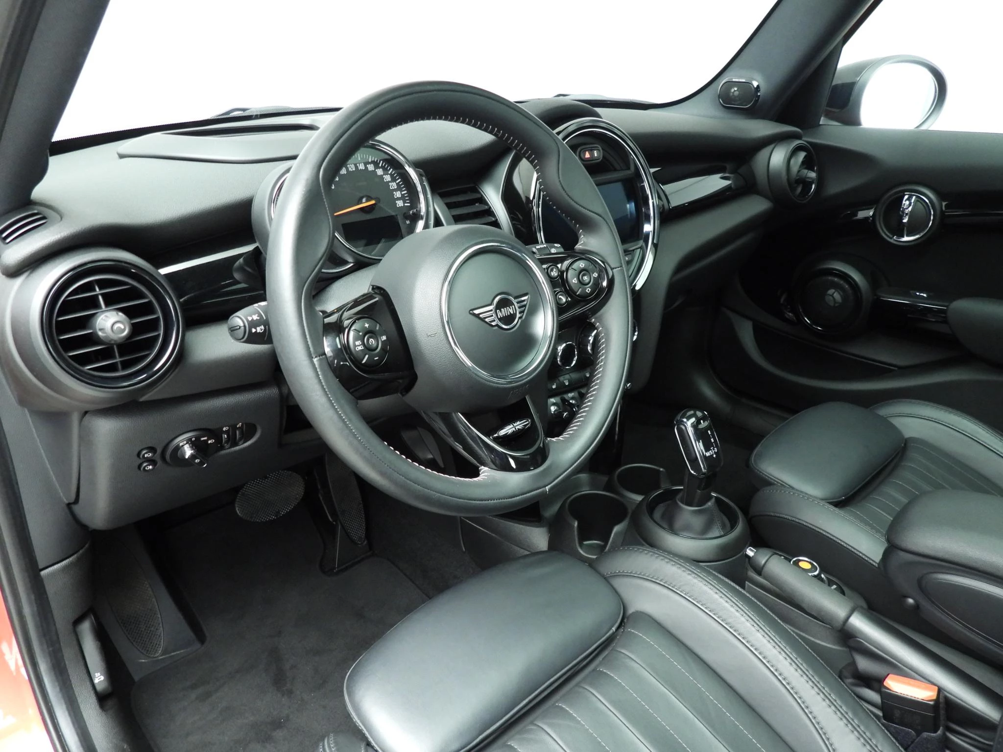 Hoofdafbeelding MINI 5-deurs