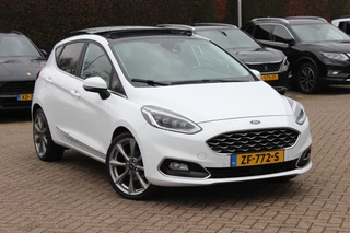 Ford Fiesta 1.0 EcoBoost Vignale Panoramadak / Camera / Leder / 18'' / Navigatie / B&O / Dodehoek / DAB / Stuur+Stoelverwarming / ACC
