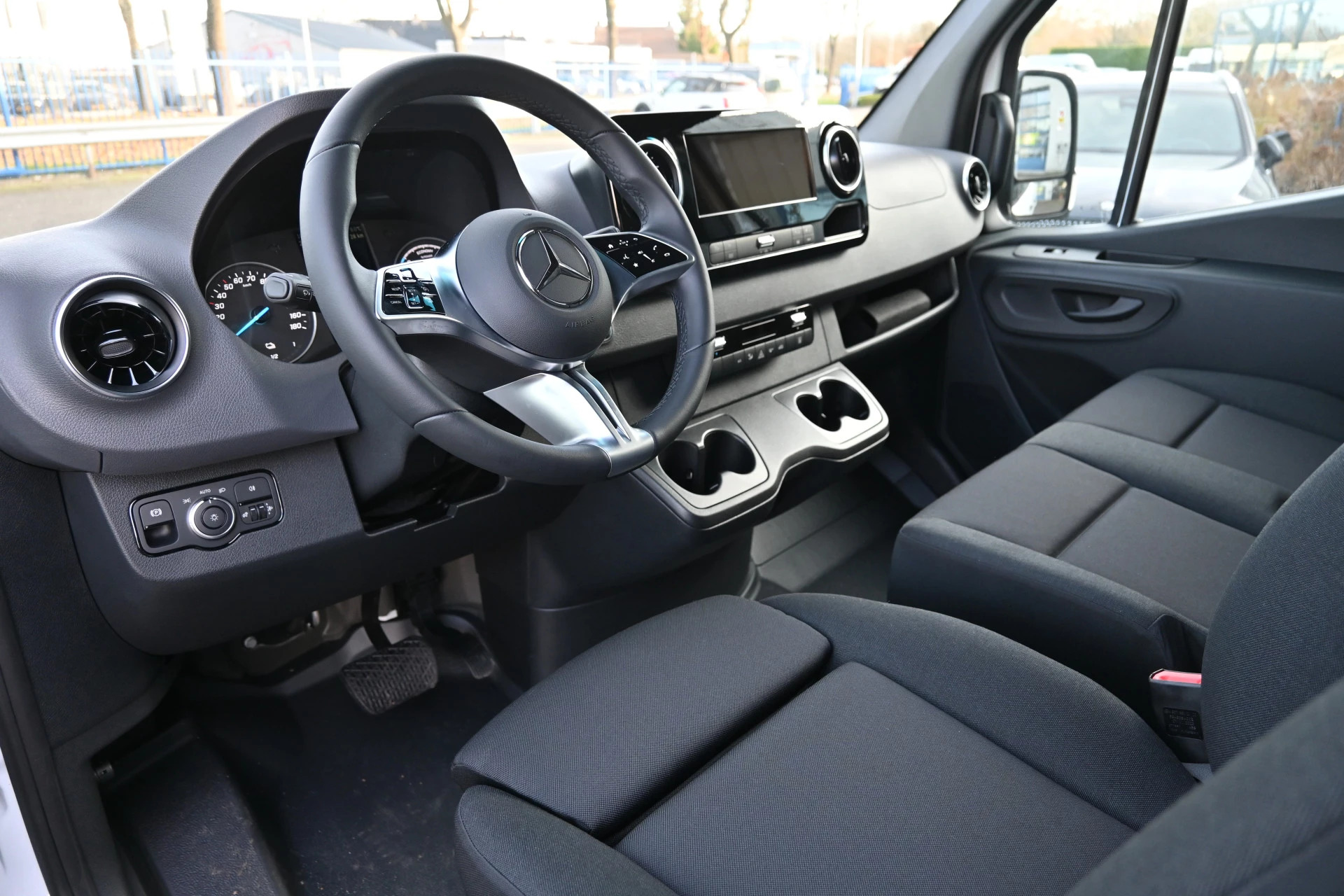 Hoofdafbeelding Mercedes-Benz eSprinter