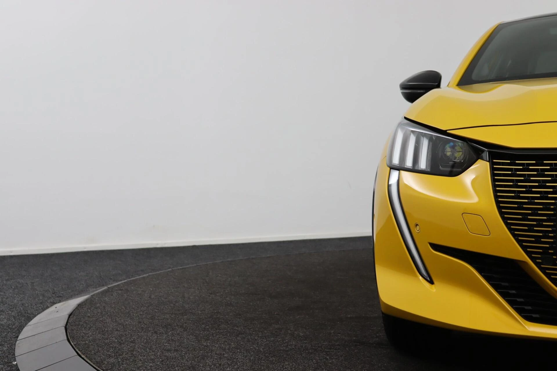 Hoofdafbeelding Peugeot e-208