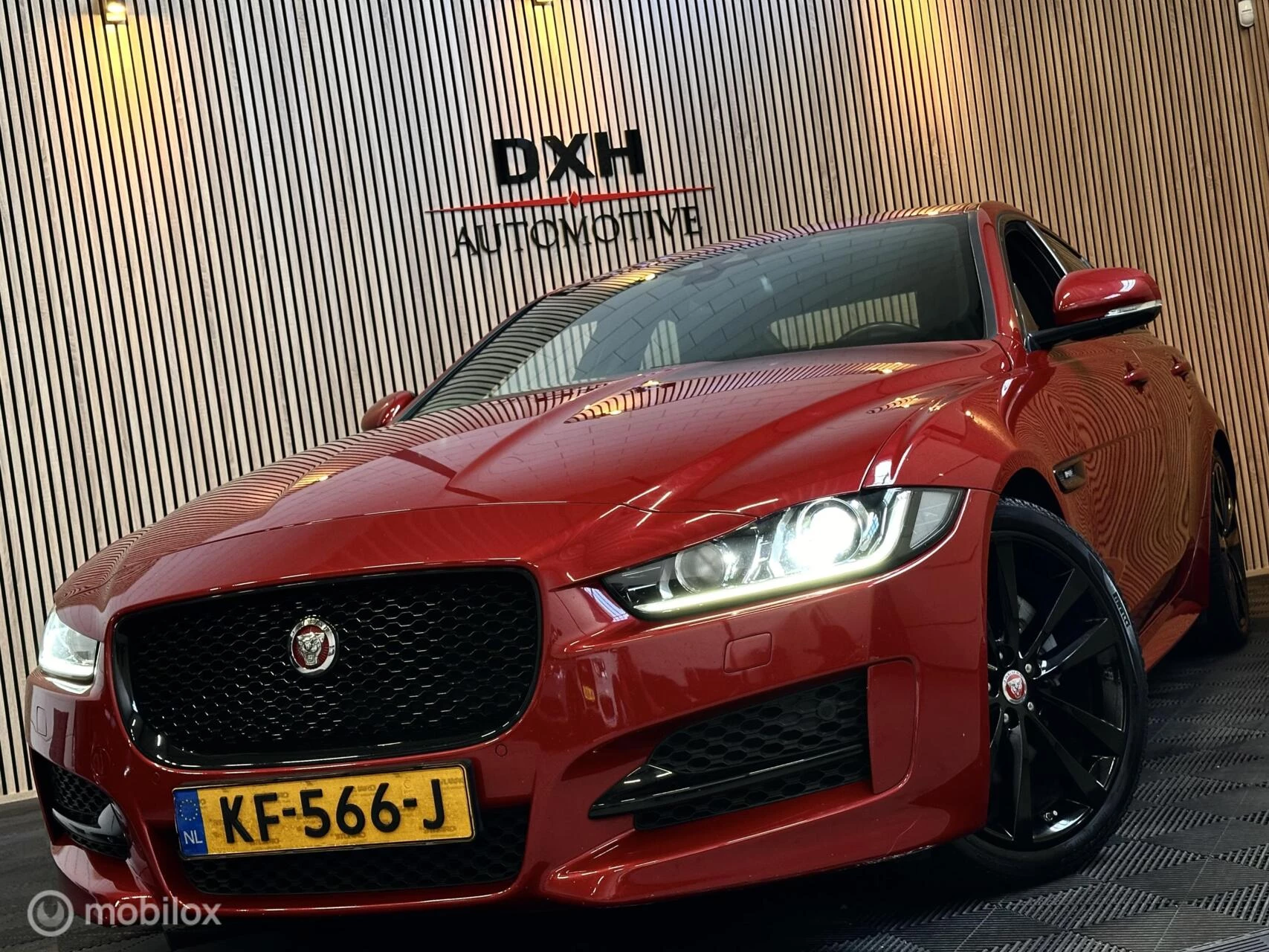 Hoofdafbeelding Jaguar XE