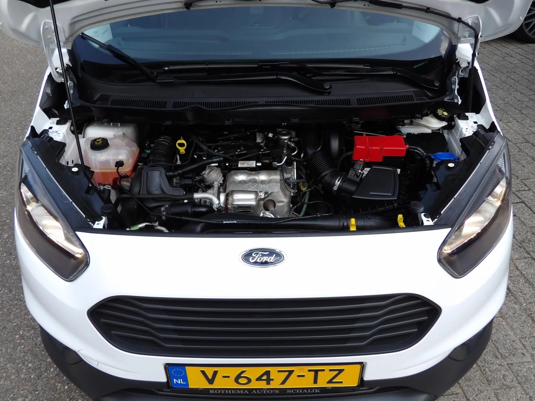 Hoofdafbeelding Ford Transit Courier