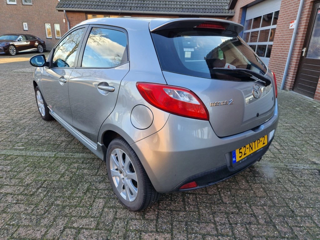 Hoofdafbeelding Mazda 2