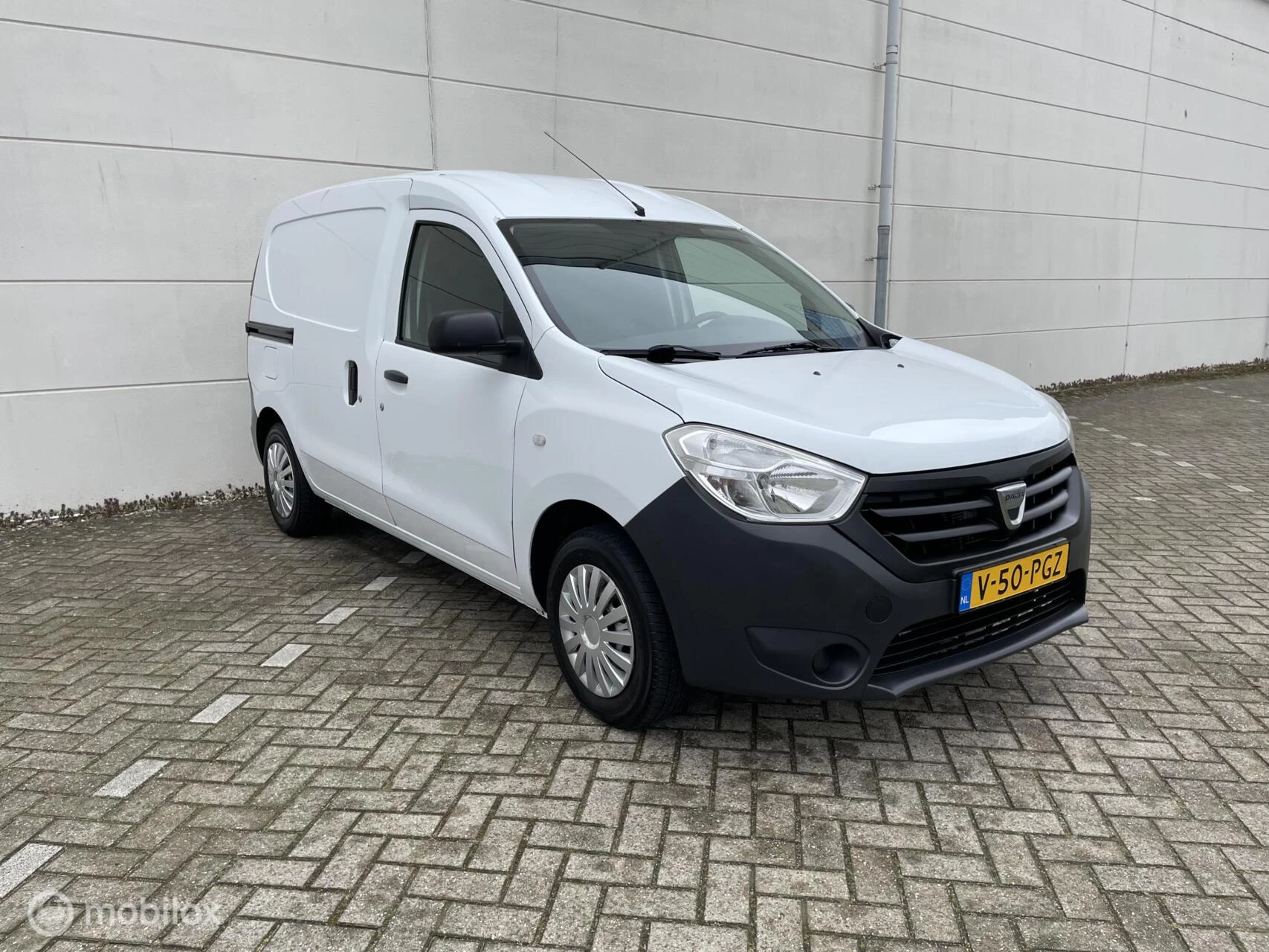Hoofdafbeelding Dacia Dokker