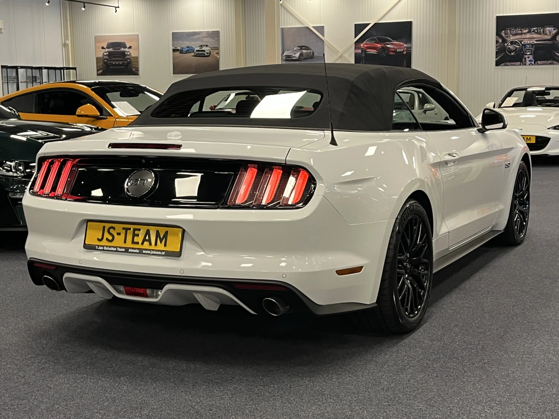 Hoofdafbeelding Ford Mustang