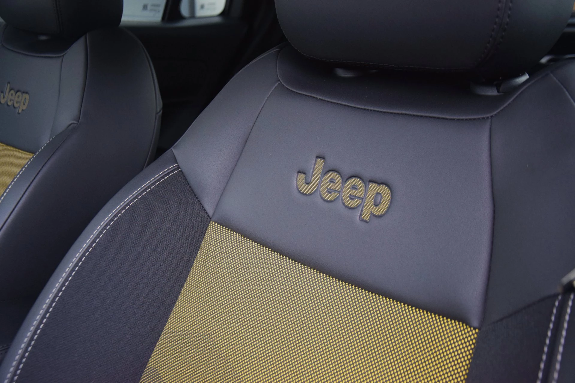 Hoofdafbeelding Jeep Avenger