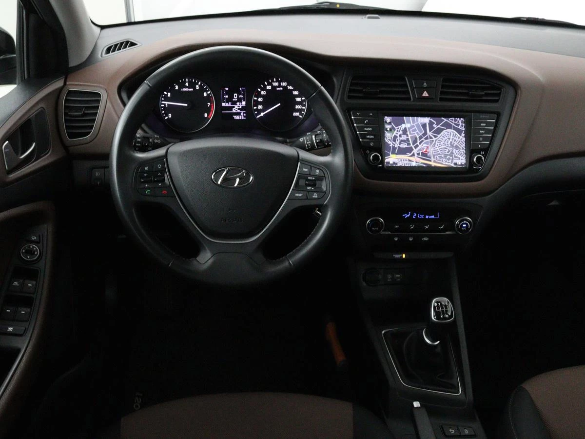 Hoofdafbeelding Hyundai i20