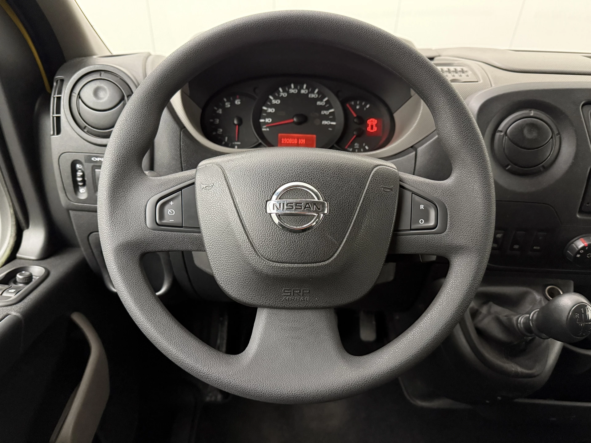 Hoofdafbeelding Nissan NV400