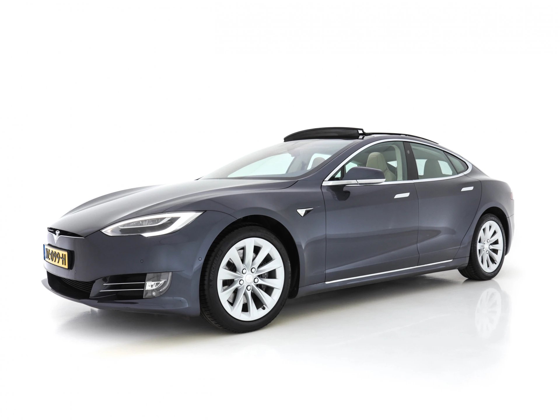 Hoofdafbeelding Tesla Model S