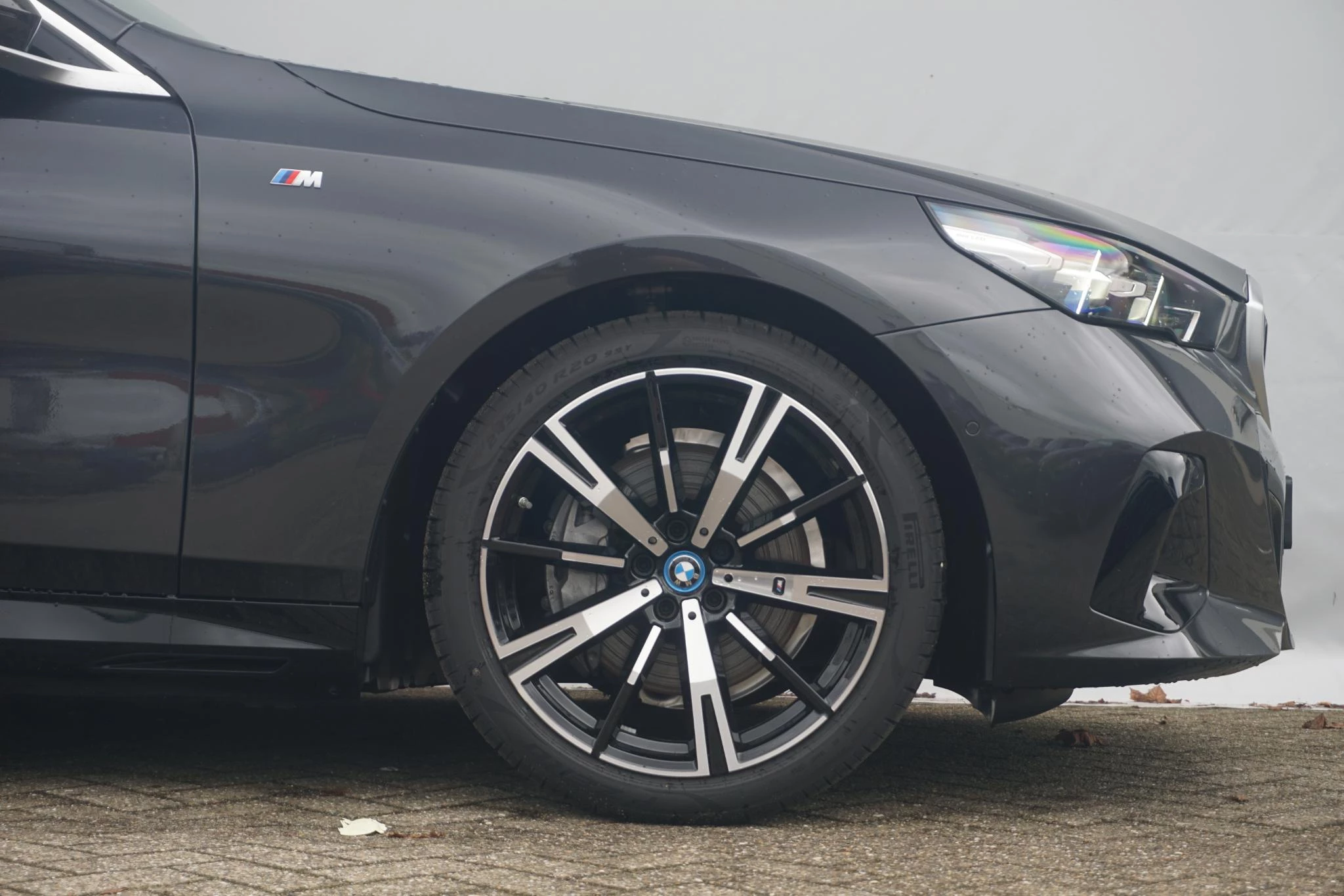 Hoofdafbeelding BMW i5