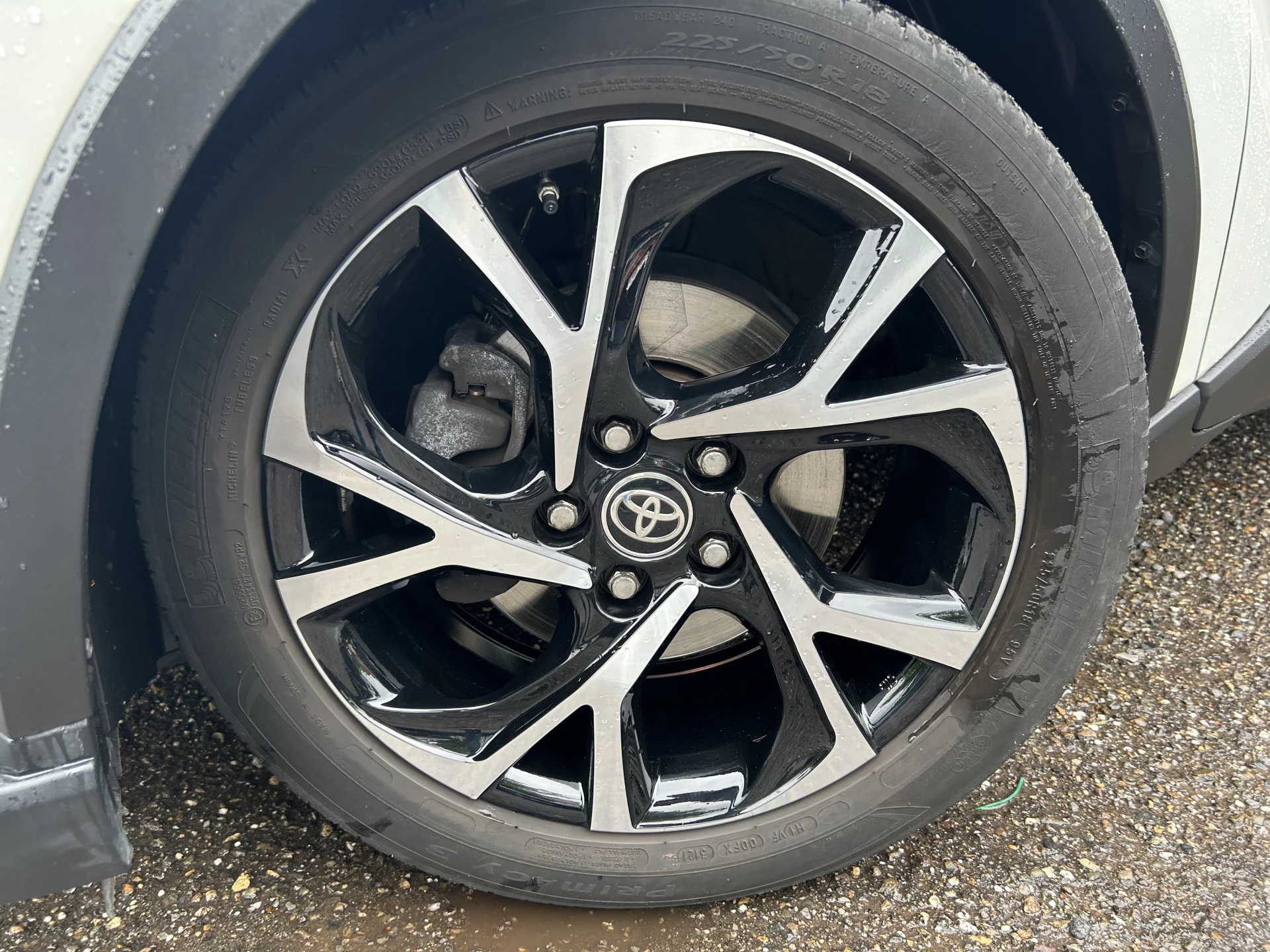 Hoofdafbeelding Toyota C-HR