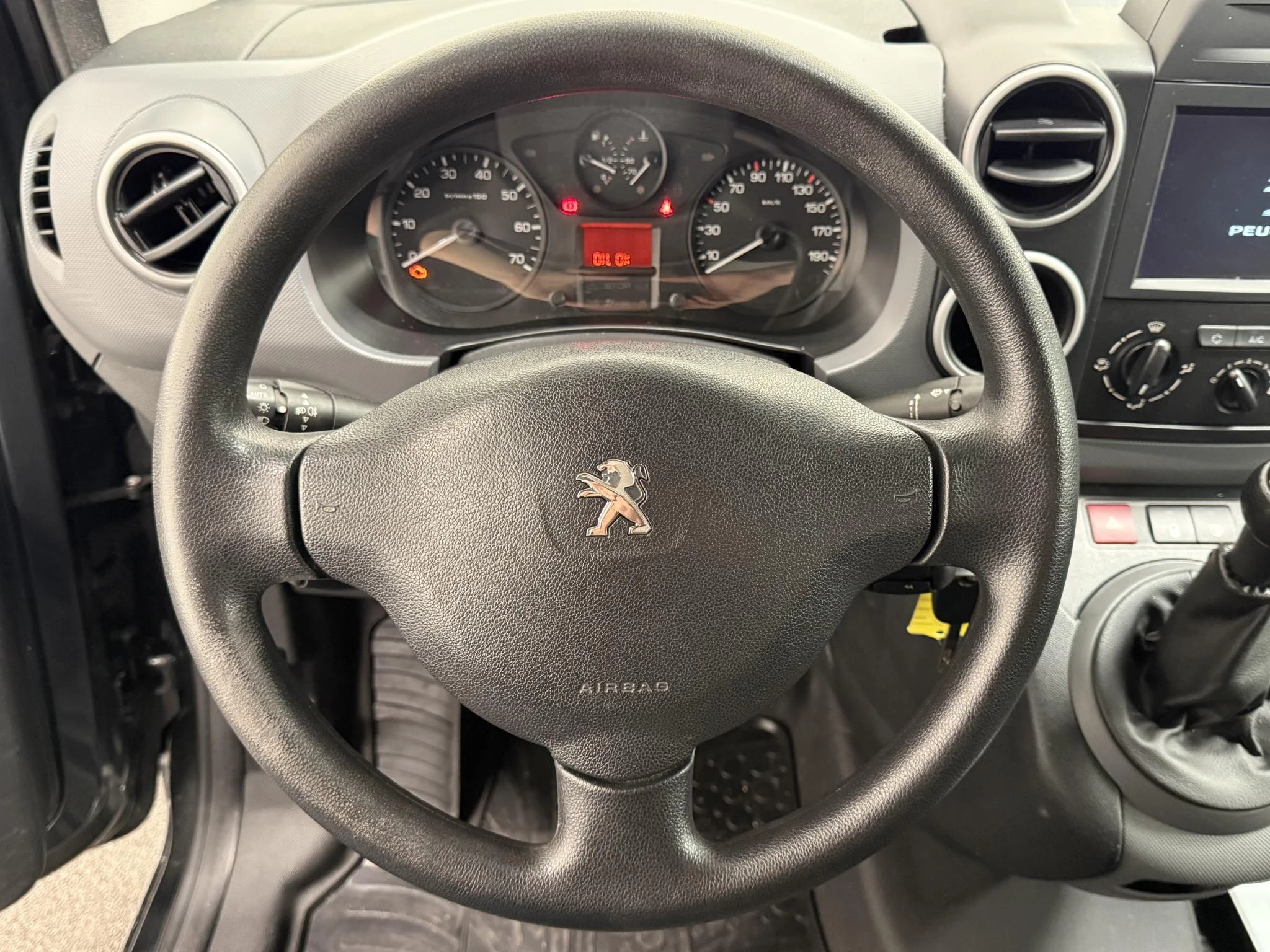 Hoofdafbeelding Peugeot Partner