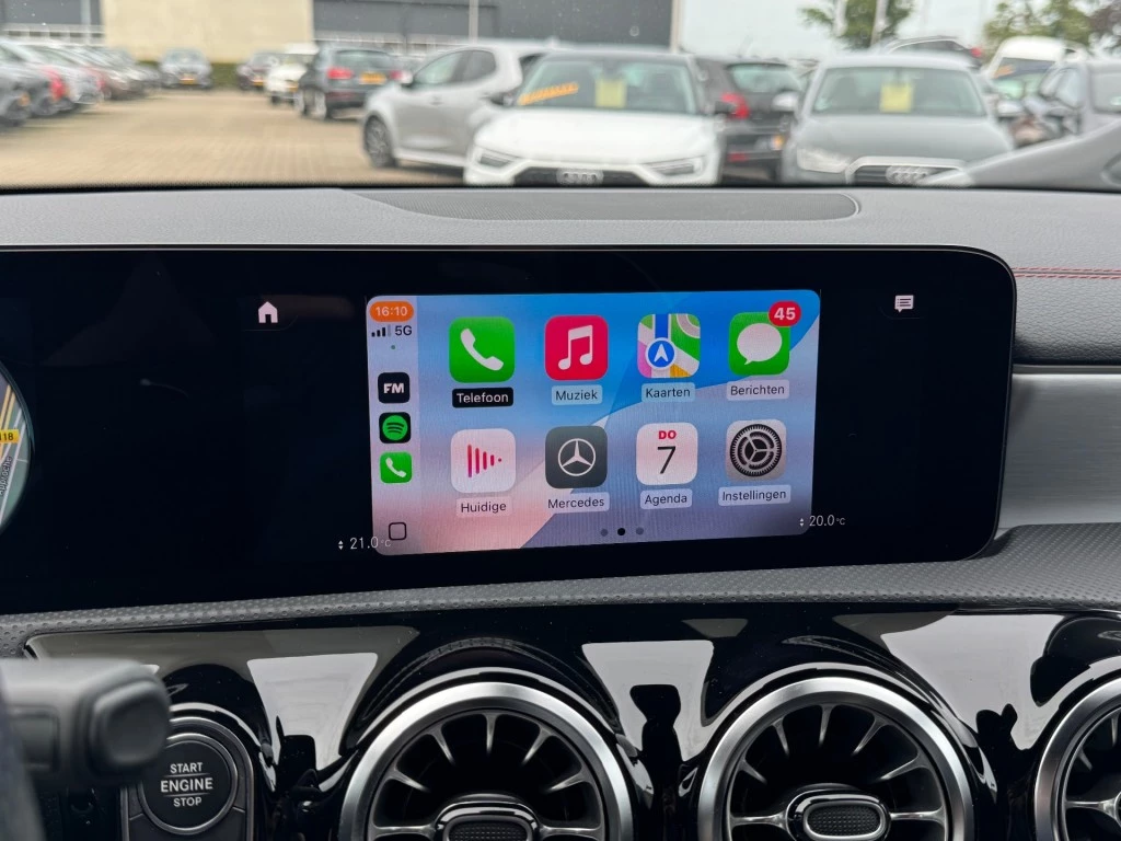 Hoofdafbeelding Mercedes-Benz CLA