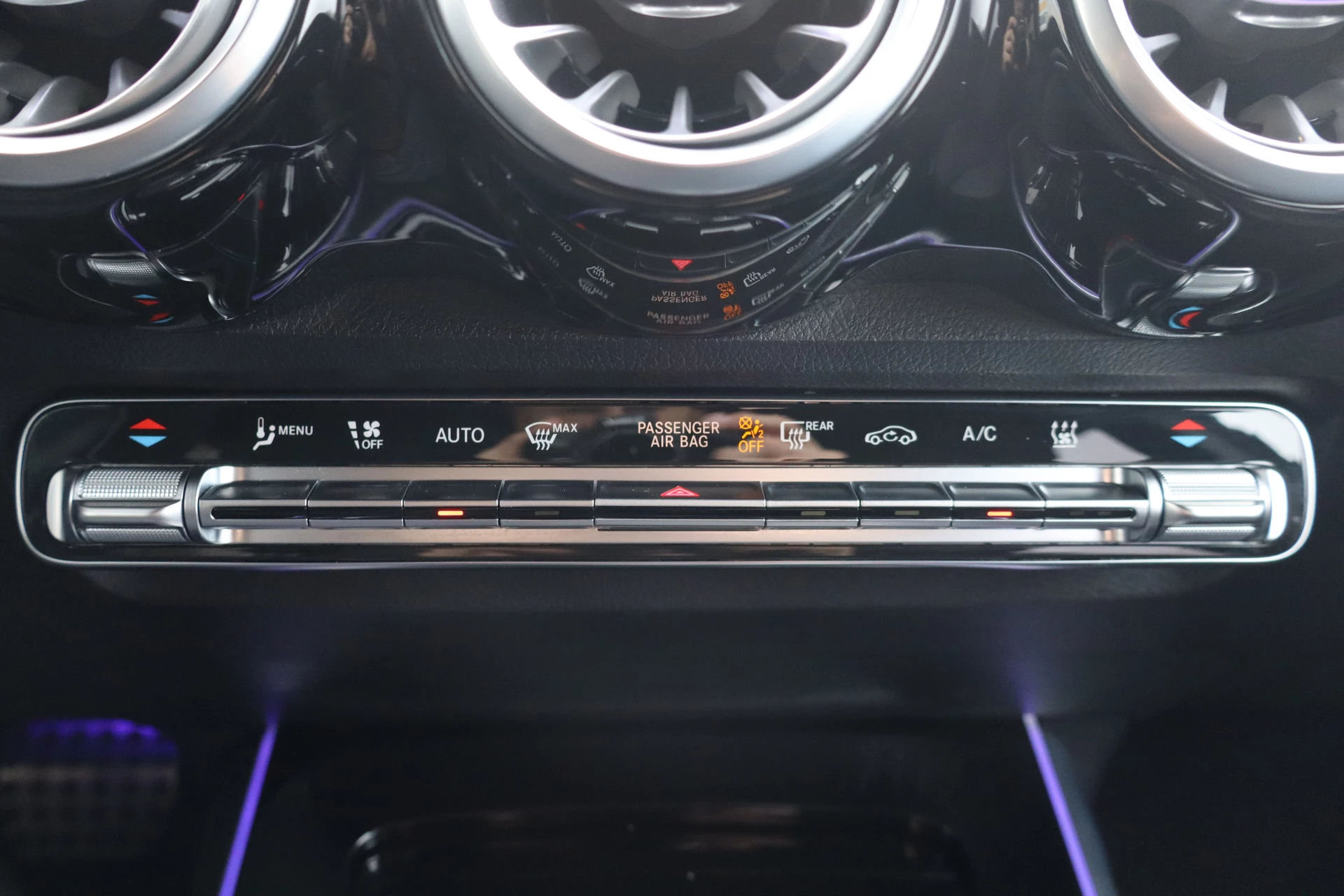 Hoofdafbeelding Mercedes-Benz EQB