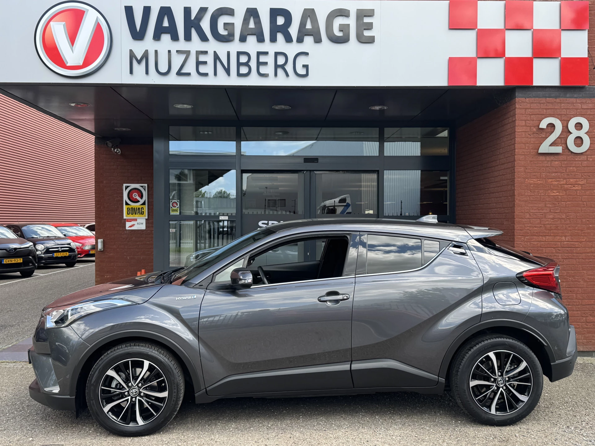 Hoofdafbeelding Toyota C-HR