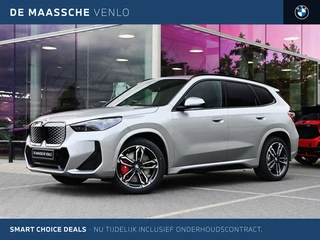 BMW iX1 eDrive20 M Sport / Panoramadak / Trekhaak / Sportstoelen / Achteruitrijcamera / M Adaptief onderstel / Adaptieve LED / Comfort Access