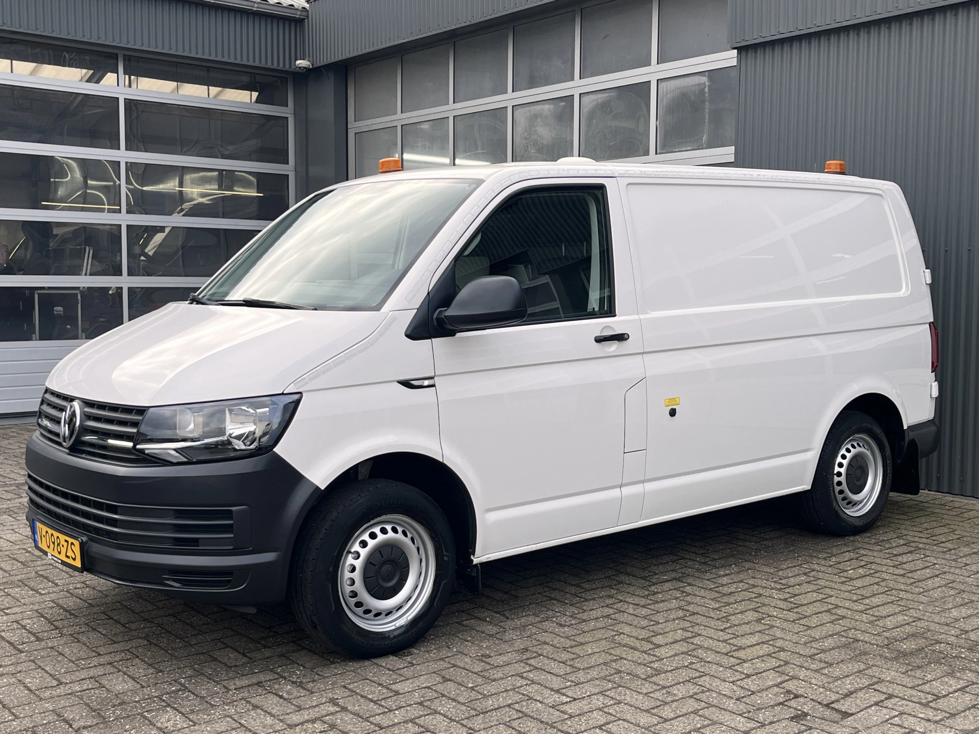 Hoofdafbeelding Volkswagen Transporter