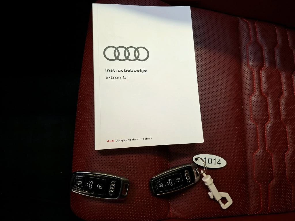 Hoofdafbeelding Audi e-tron GT