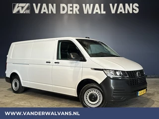 Volkswagen Transporter 2.0 TDI L2H1 Euro6 Airco | Navigatie | Lederen bekleding | Trekhaak Apple Carplay, Cruisecontrol, Parkeersensoren, Bijrijdersbank