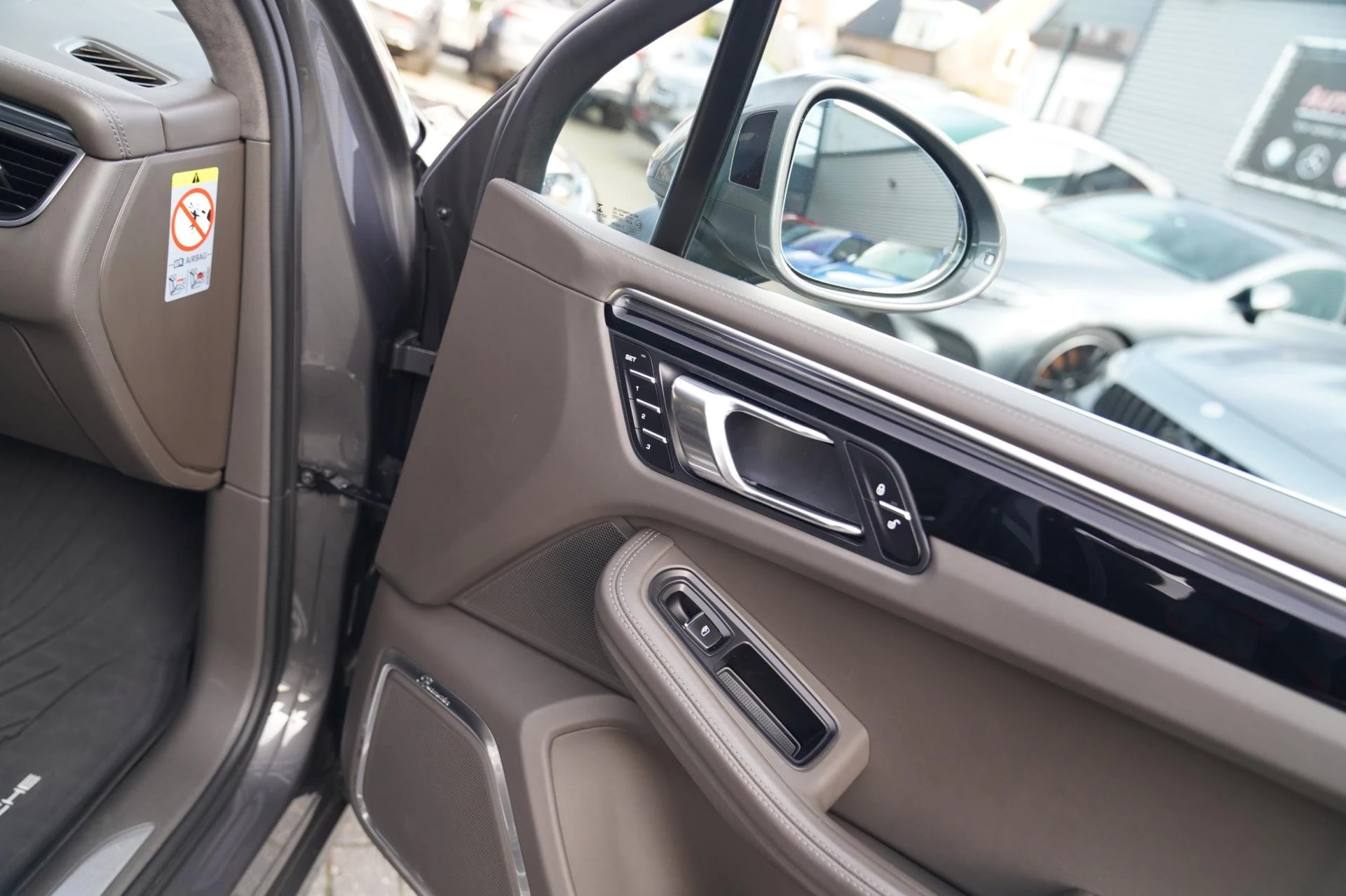 Hoofdafbeelding Porsche Macan