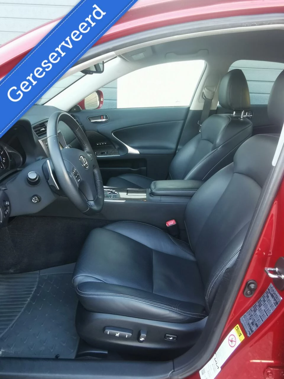 Hoofdafbeelding Lexus IS