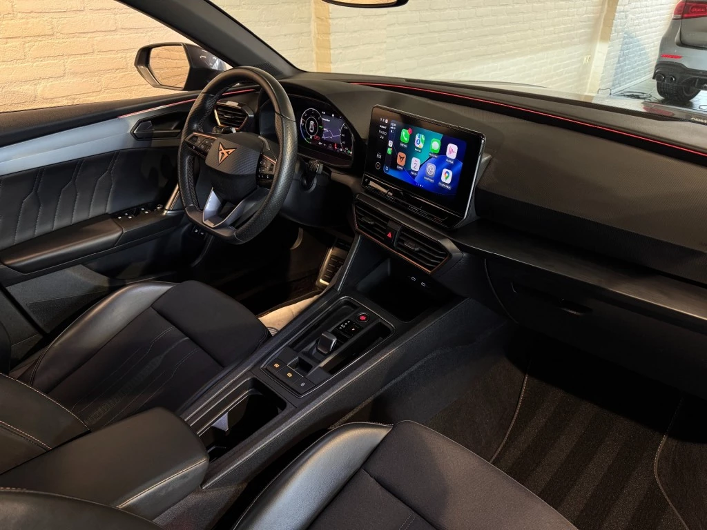 Hoofdafbeelding CUPRA Leon Sportstourer