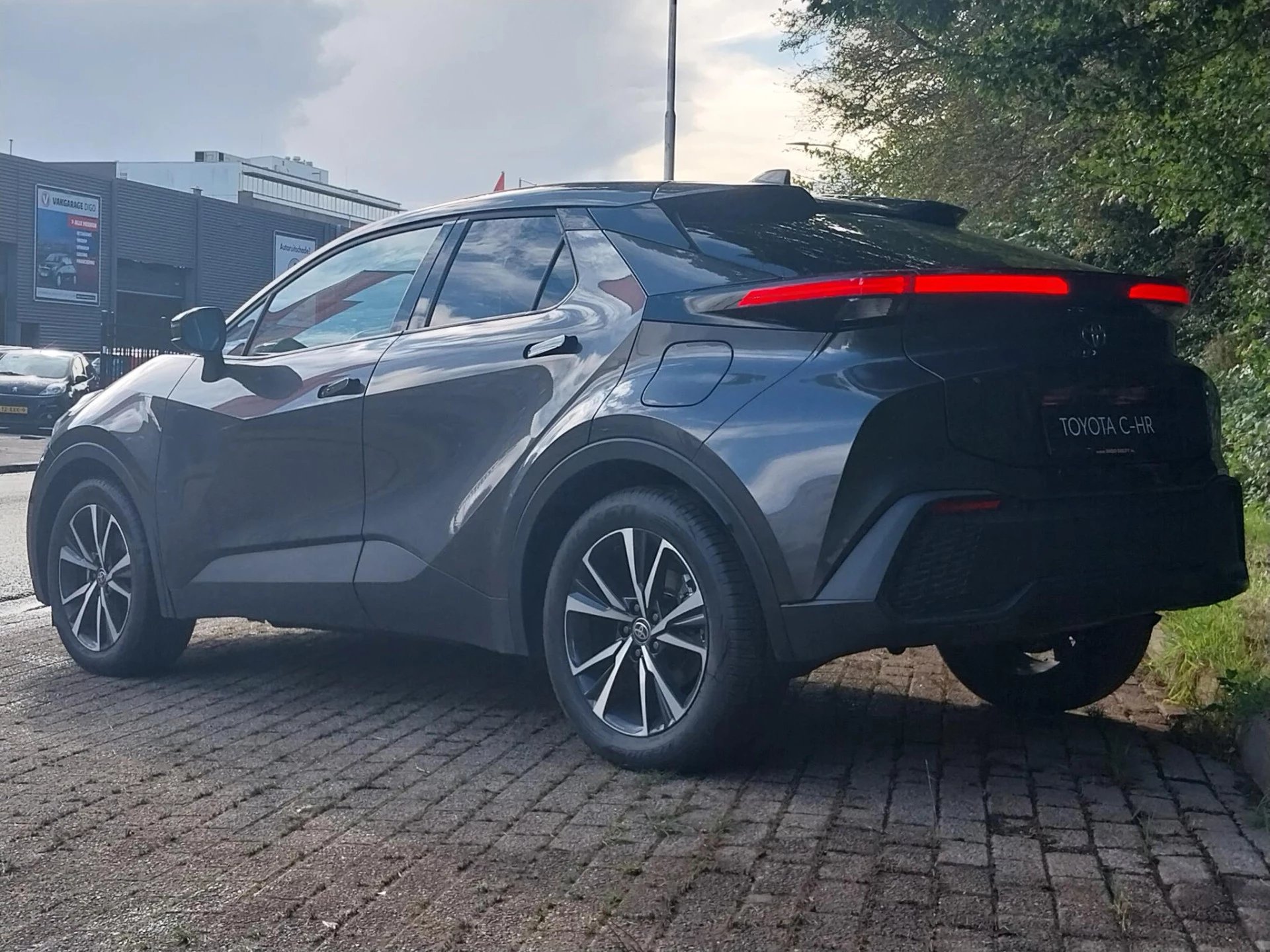 Hoofdafbeelding Toyota C-HR