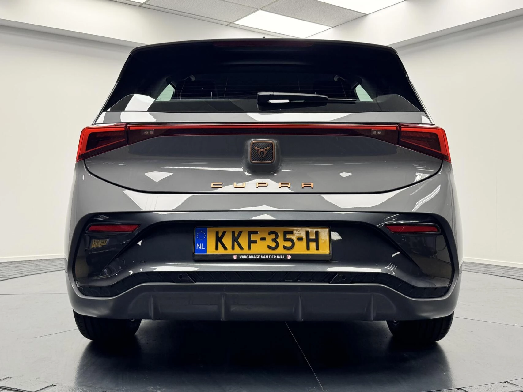 Hoofdafbeelding CUPRA Born