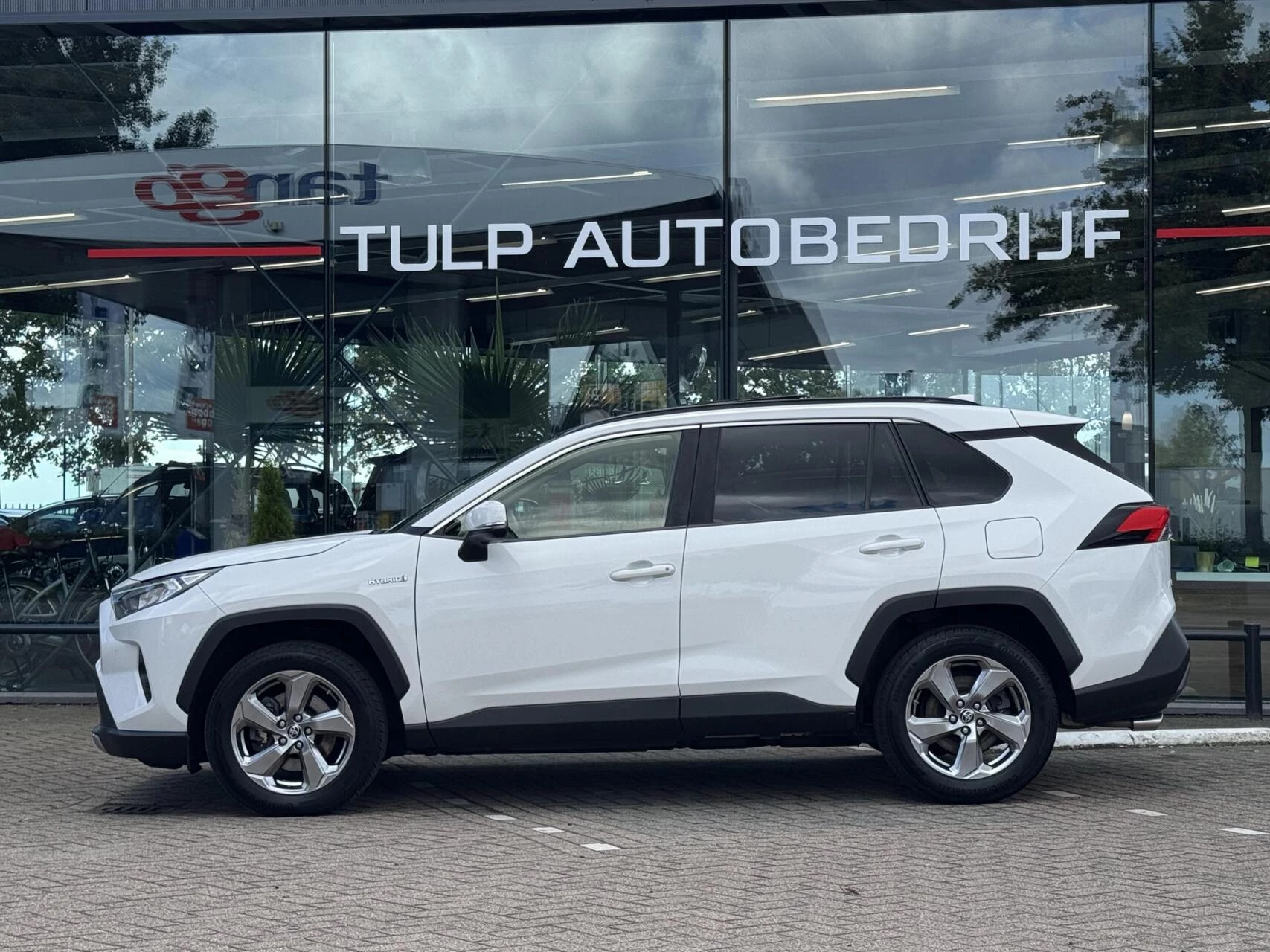 Hoofdafbeelding Toyota RAV4