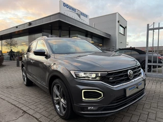 Volkswagen T-Roc 1.5 TSI Sport Business R Stoelverw. | Camera | LED