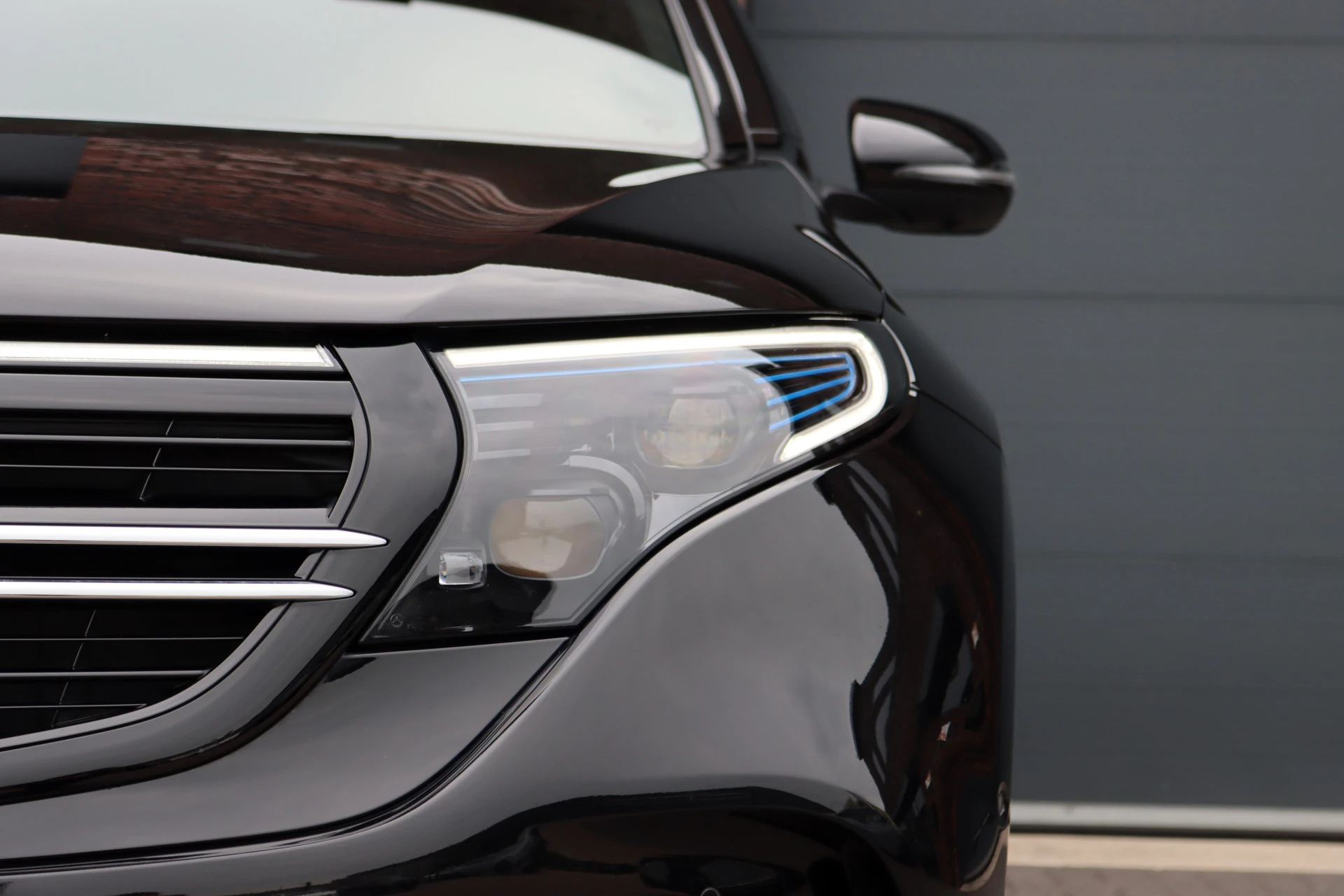 Hoofdafbeelding Mercedes-Benz EQC