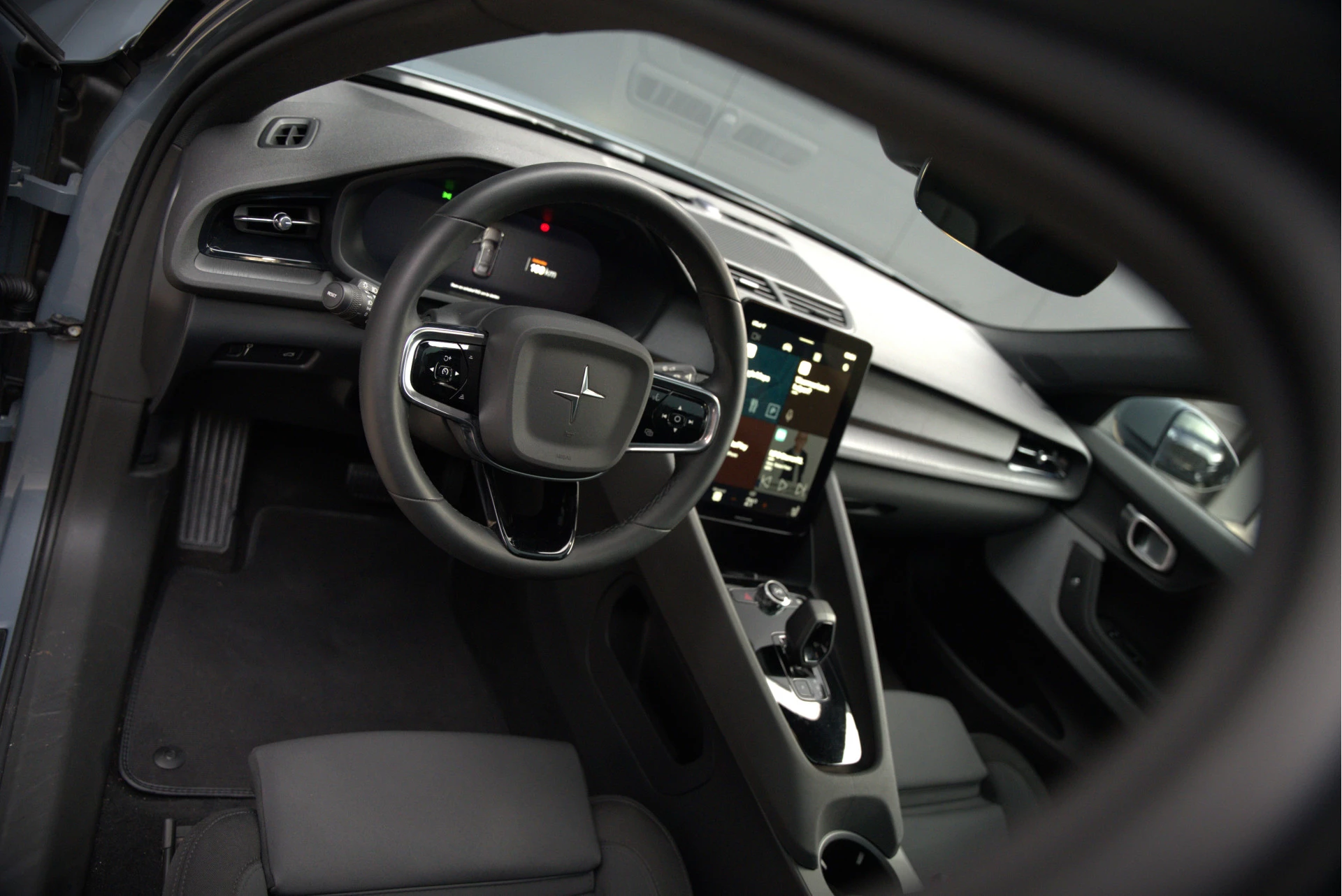 Hoofdafbeelding Polestar 2