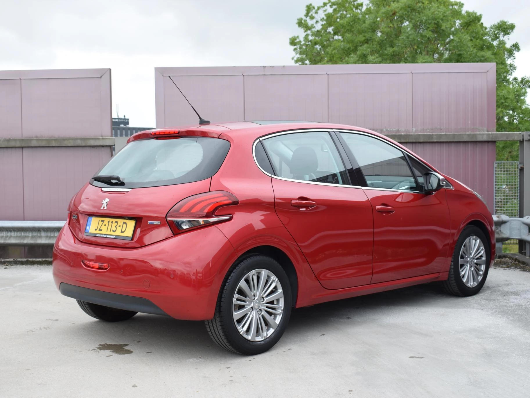 Hoofdafbeelding Peugeot 208