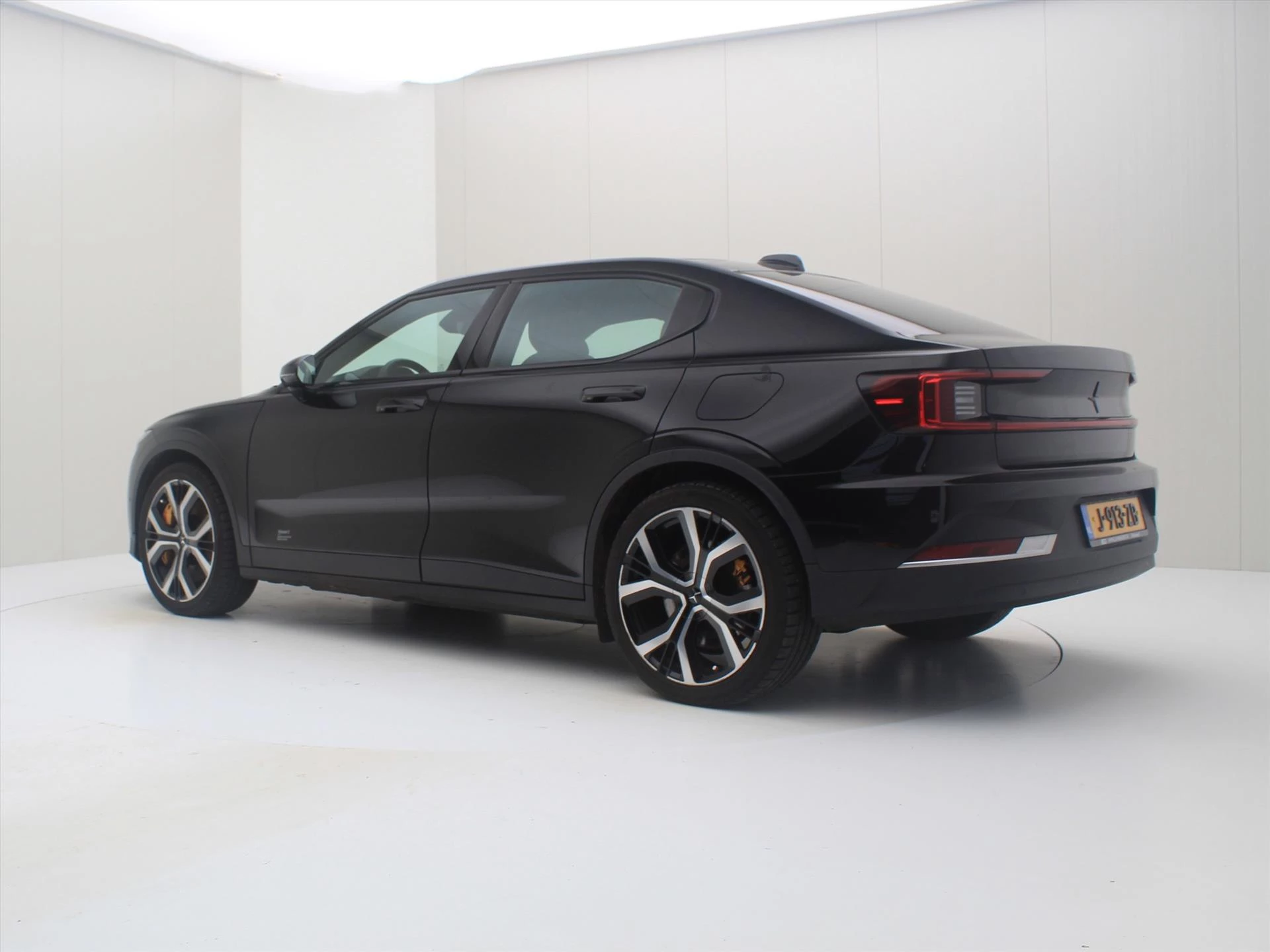 Hoofdafbeelding Polestar 2
