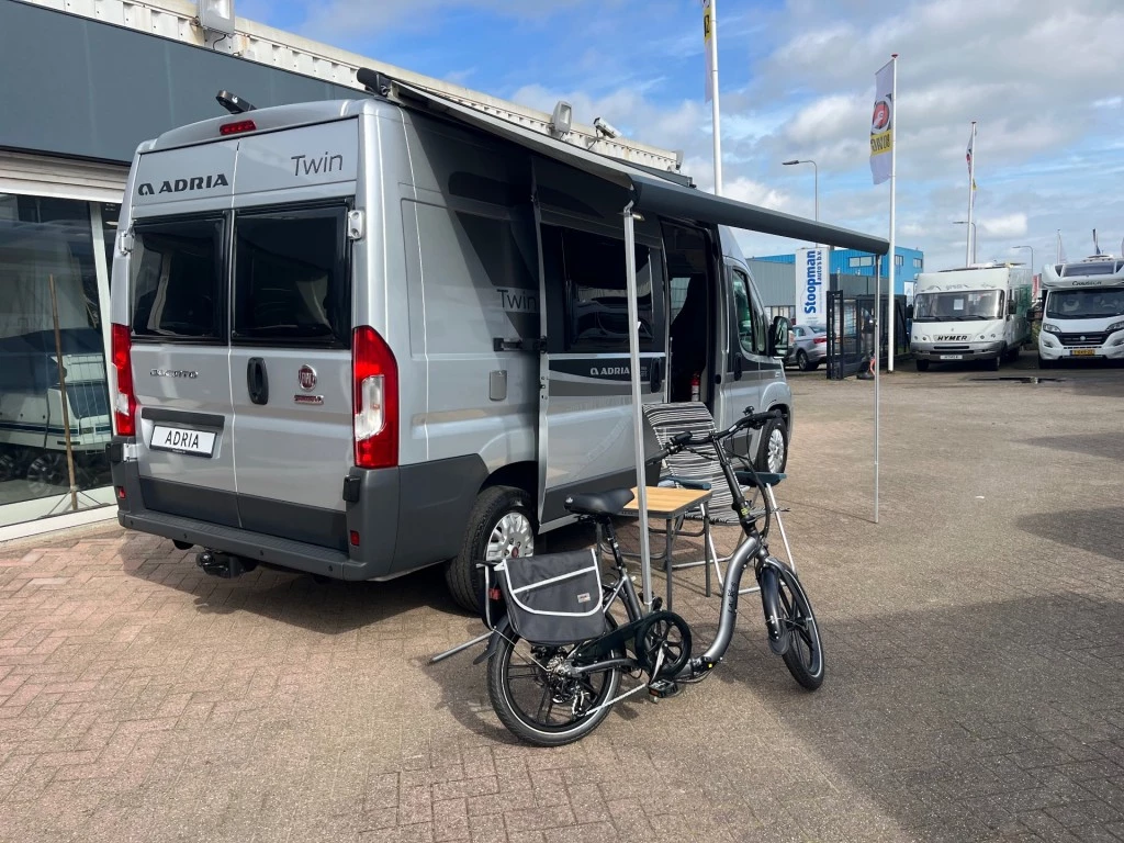 Hoofdafbeelding Adria Twin 600spt 50 Years Edition