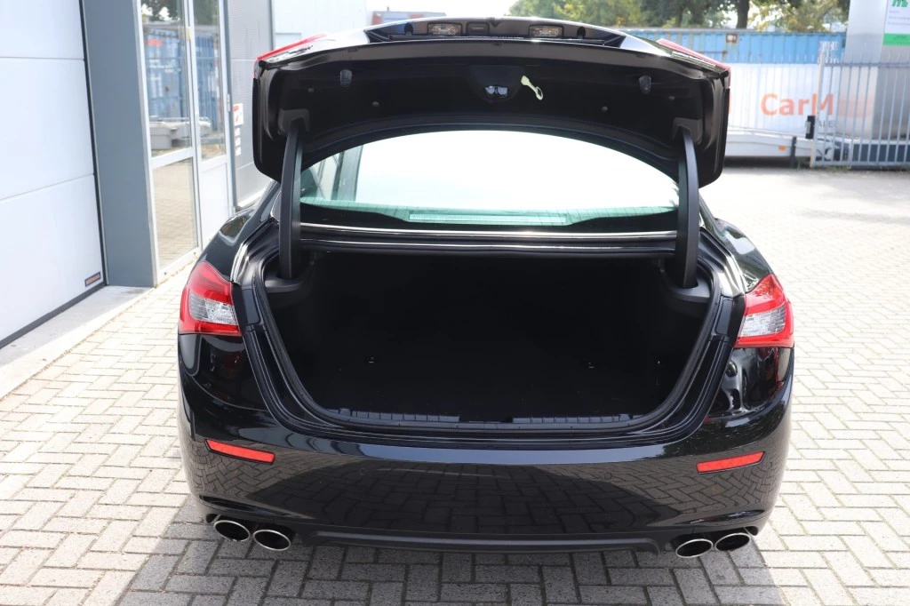 Hoofdafbeelding Maserati Ghibli