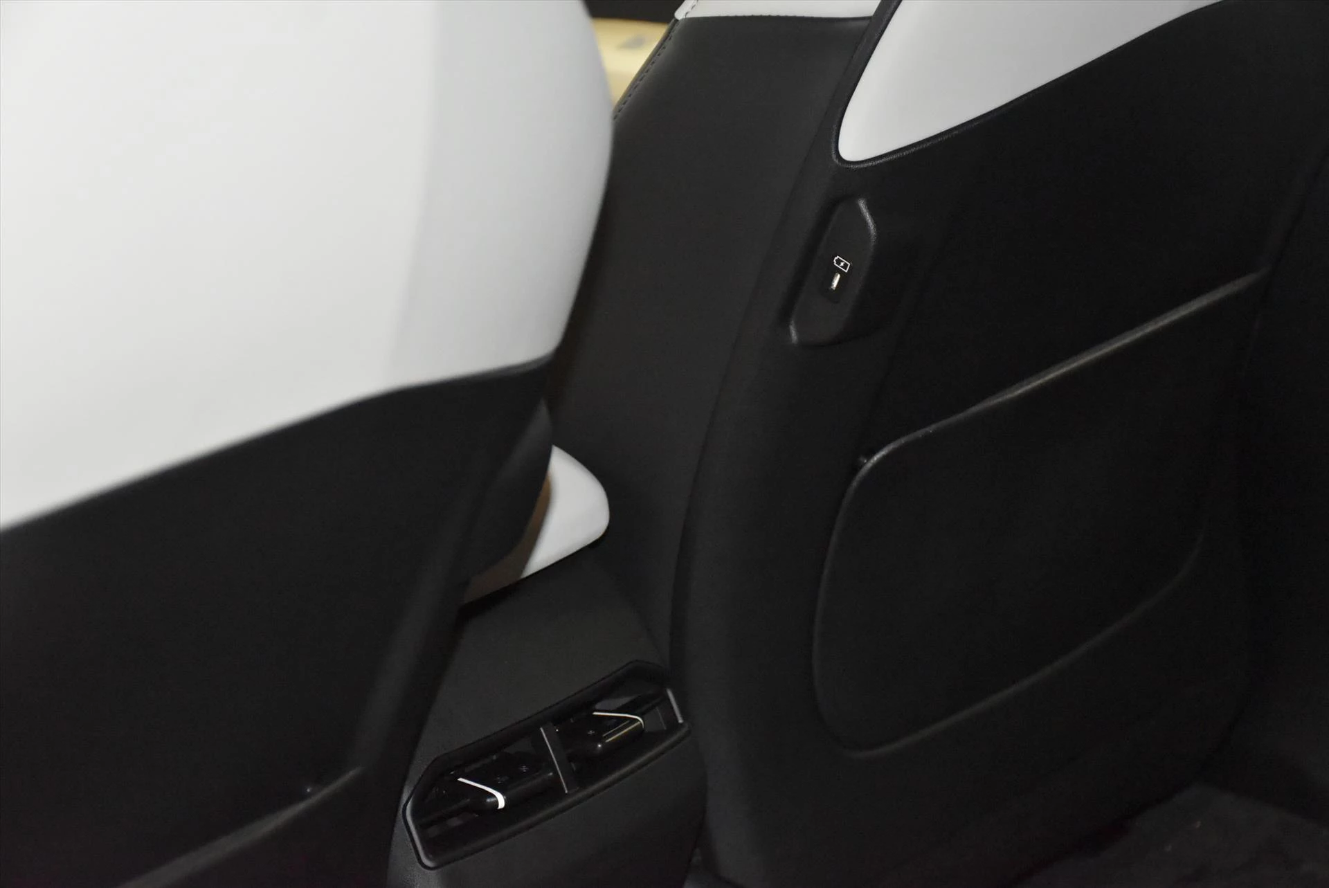 Hoofdafbeelding Kia EV4