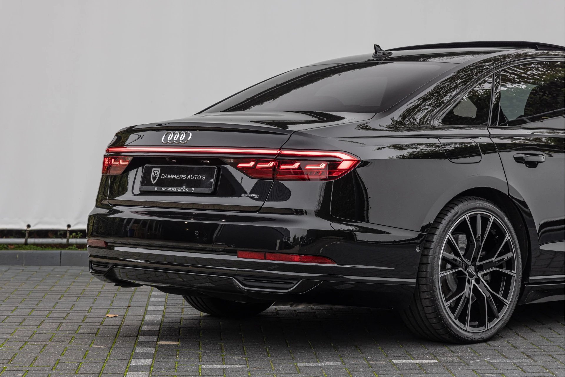 Hoofdafbeelding Audi A8