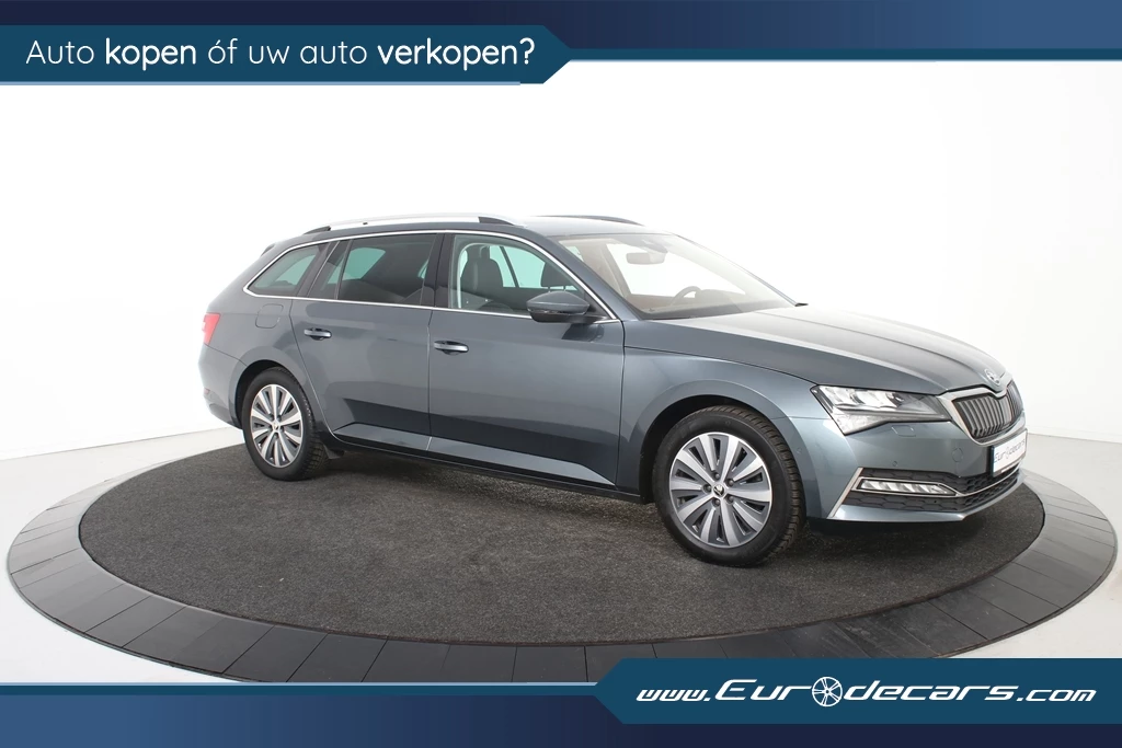 Hoofdafbeelding Škoda Superb